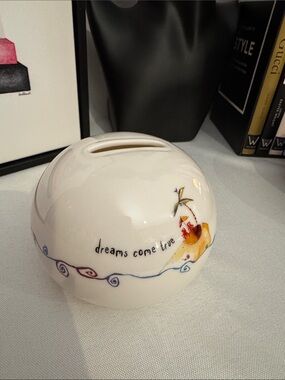 NATURAL LIFE White Ceramic 'Dreams Come True' Decorative Bank